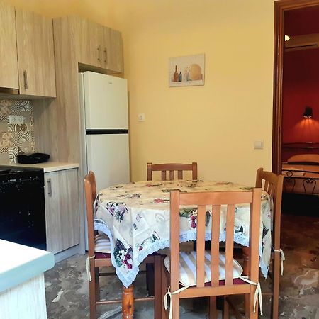 Stamoulis Apartments Agia Efimia Екстериор снимка