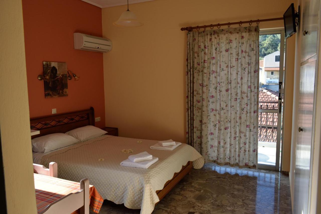 Stamoulis Apartments Agia Efimia Екстериор снимка