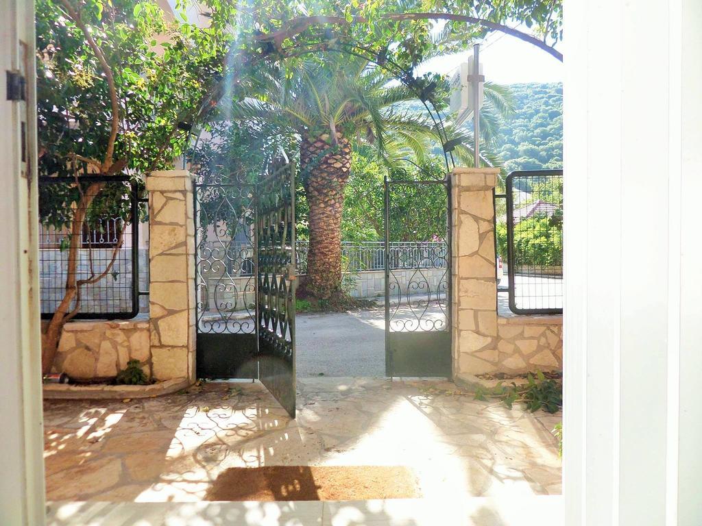 Stamoulis Apartments Agia Efimia Екстериор снимка
