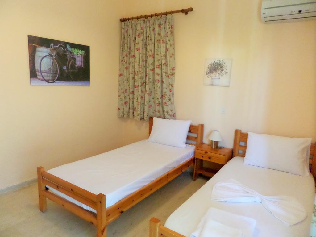 Stamoulis Apartments Agia Efimia Стая снимка